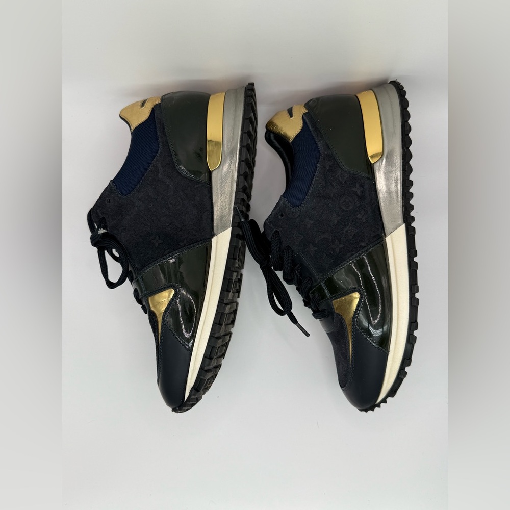 Louis Vuitton Suede Monogram Runaway Sneakers Metallic Gold Black Silver - Picture 2 of 4